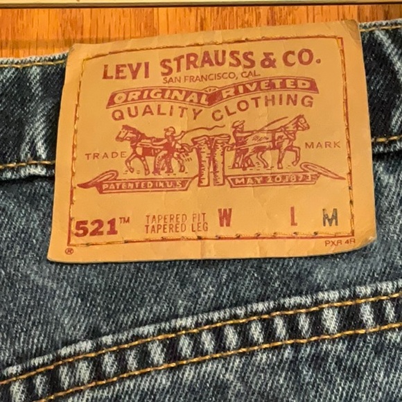 Levi’s 521 Dark Denim Jeans Tapered Fit Tapered Leg MADE IN USA - Picture 4 of 6